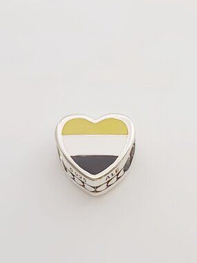 Pandora GARIFUNA Flag Heart Charm